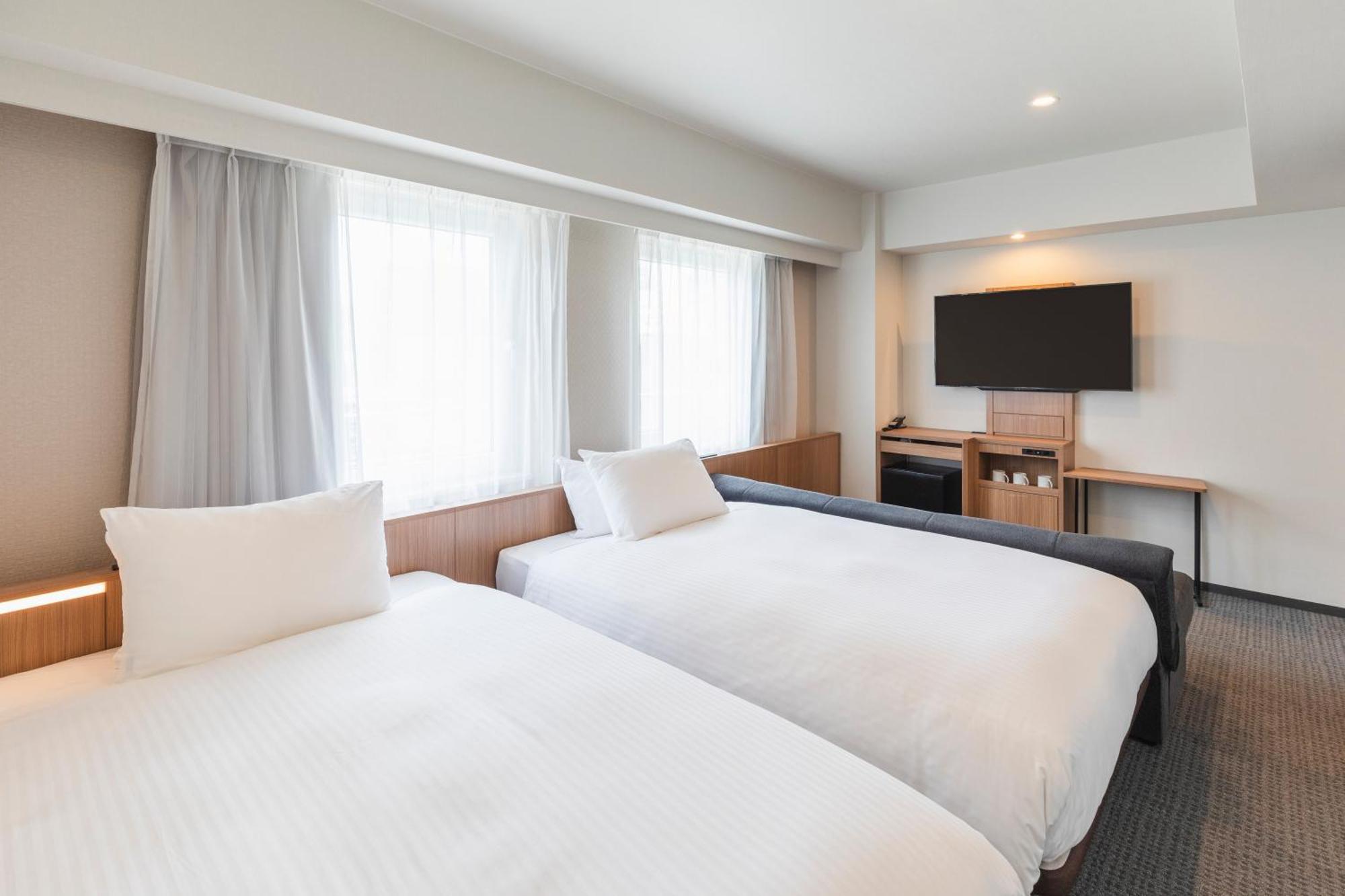 Sotetsu Fresa Inn Yokohama Higashiguchi Buitenkant foto