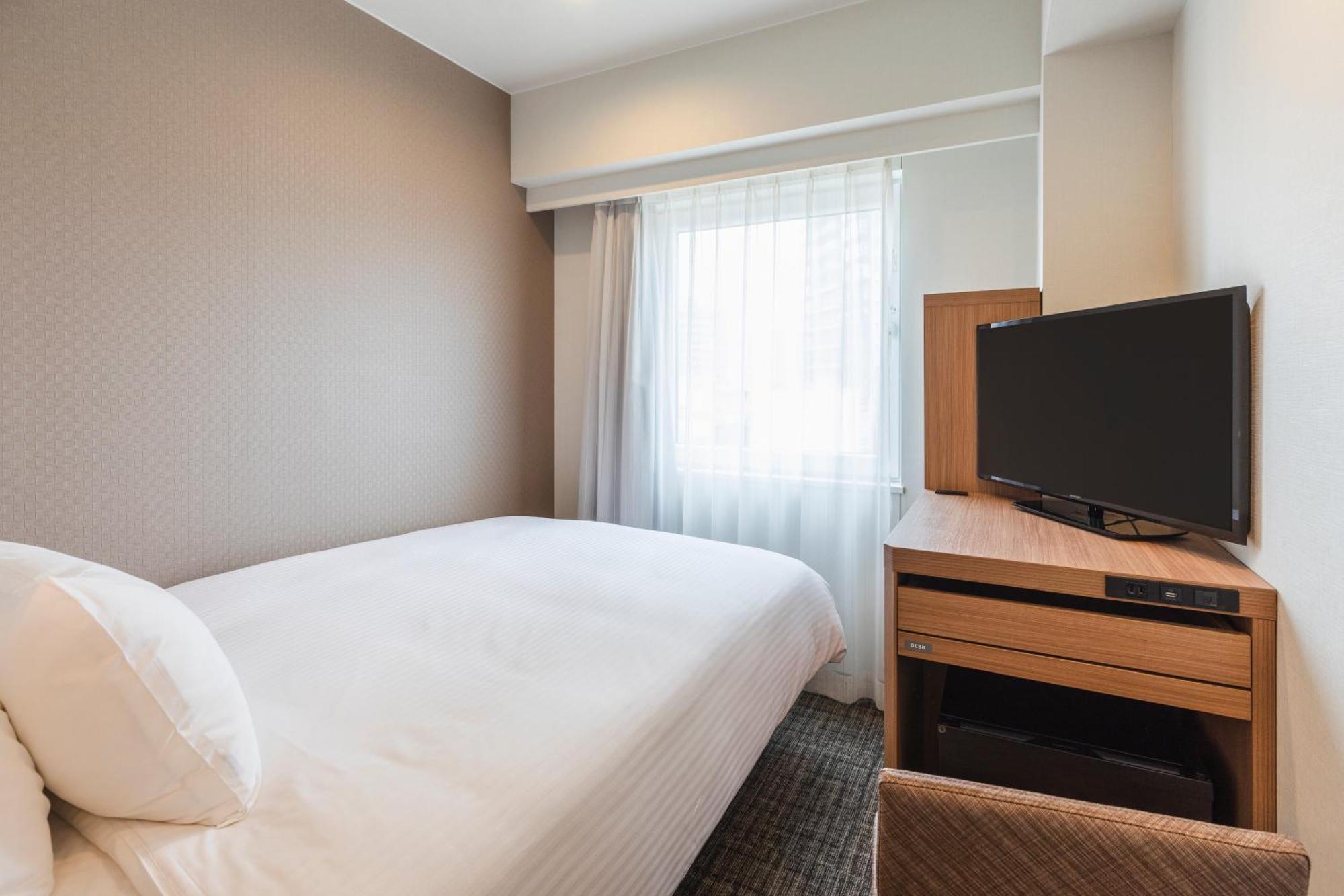 Sotetsu Fresa Inn Yokohama Higashiguchi Buitenkant foto